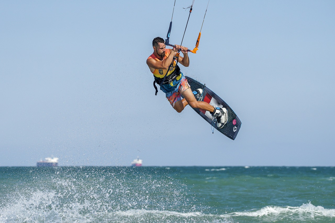 Your Kids' Guide to Making Their Own Kites